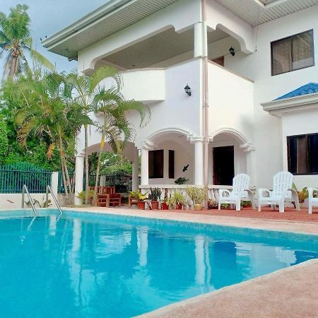 Beth'S Villa Moalboal Buitenkant foto