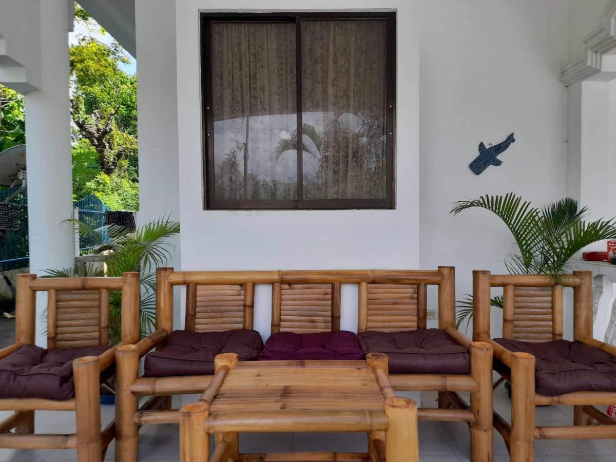 Beth'S Villa Moalboal Buitenkant foto